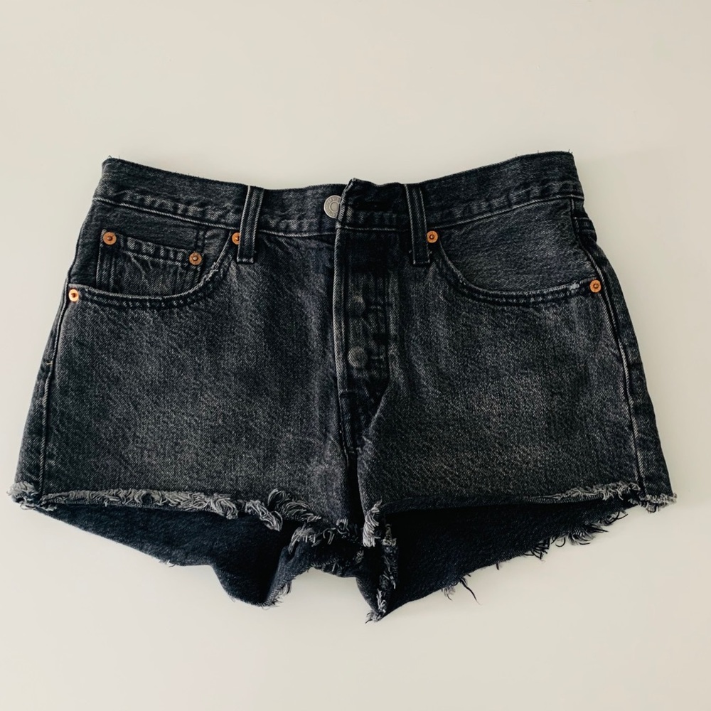 501 Levi Shorts in Black Abyss